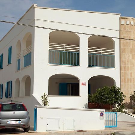 Appartamento Mozart 3 A Pescoluse Marina Di Pescoluse Bagian luar foto