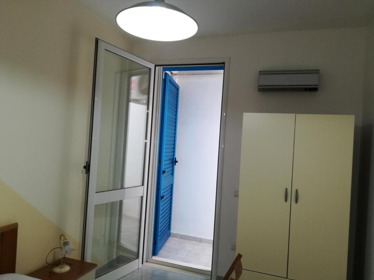Appartamento Mozart 3 A Pescoluse Marina Di Pescoluse Bagian luar foto