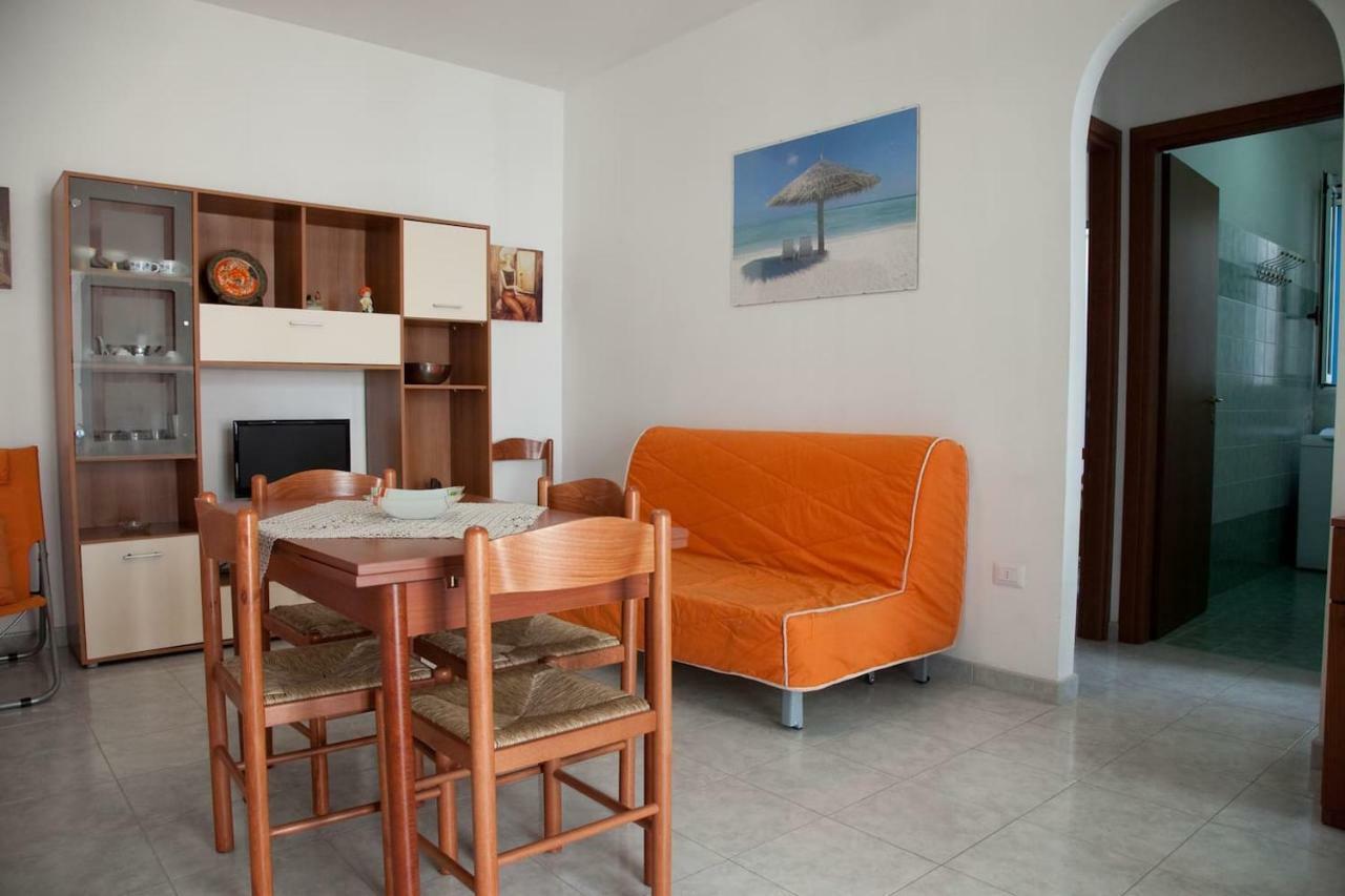 Appartamento Mozart 3 A Pescoluse Marina Di Pescoluse Bagian luar foto